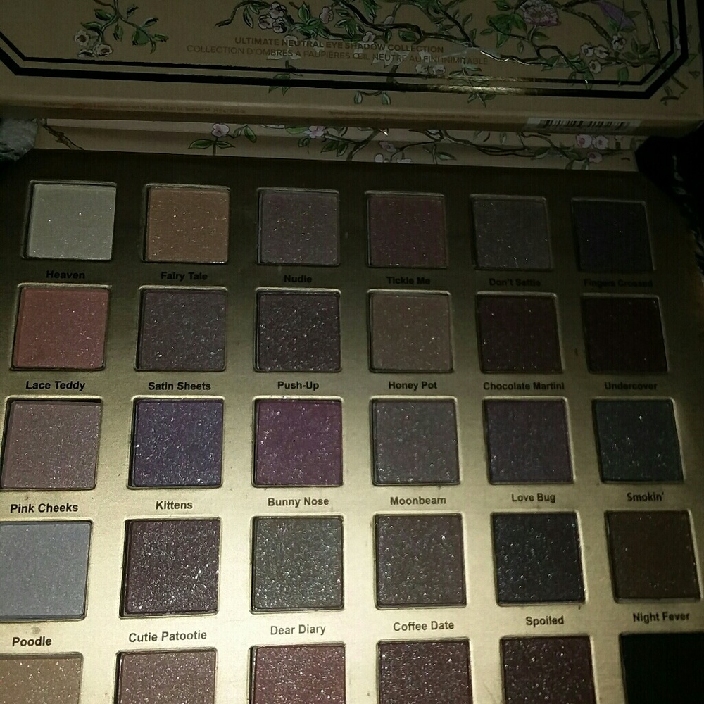 🎊🎉Too Faced Eyeshadow Pallette🎑🎊